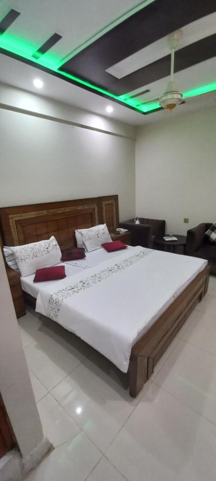 Hotel Al Markaz Islamabad Extérieur photo